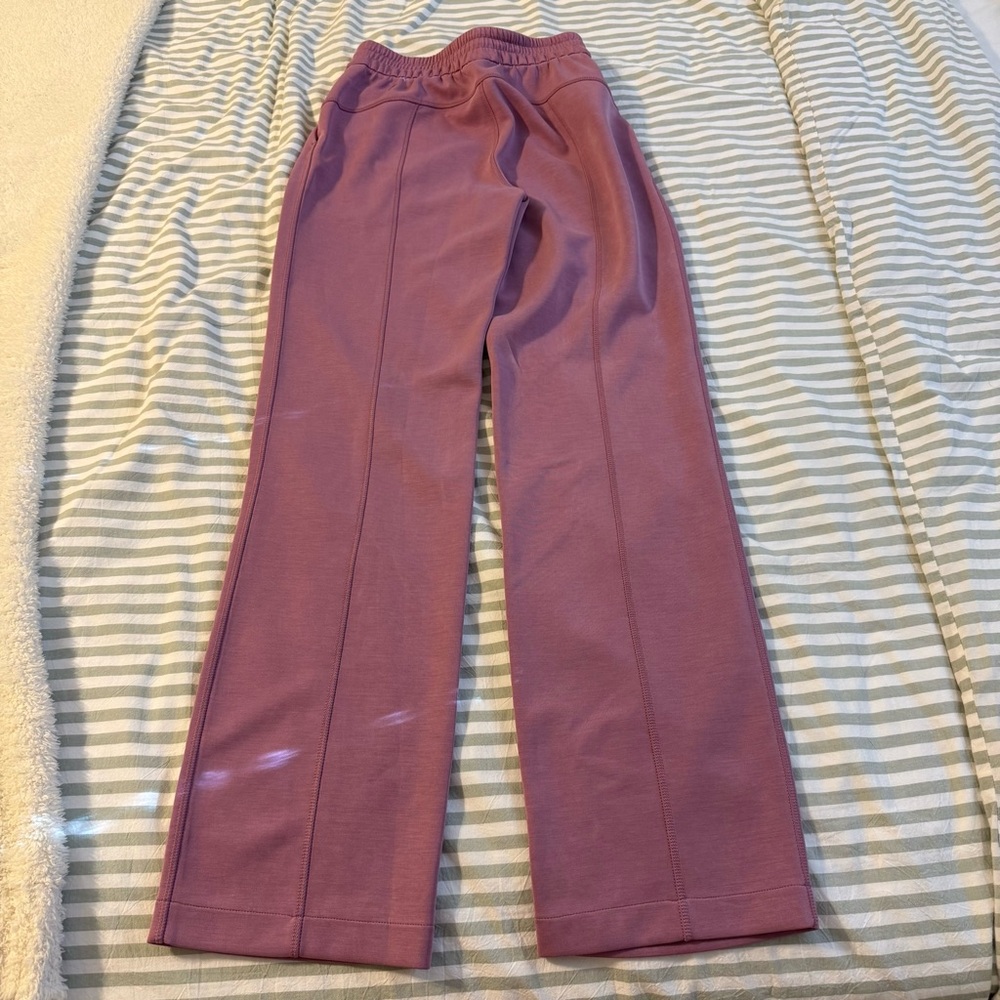 lululemon Softstreme High-Rise Wide Leg Pant in Velvet Dust - Size 2 - Picture 5 of 7